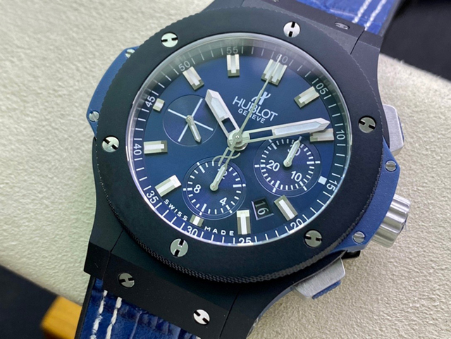 【HB工場出品】ウブロ スーパーコピー HUBLOT ビッグバン デニム 301.CI.5190.GR ブラック 44mm 