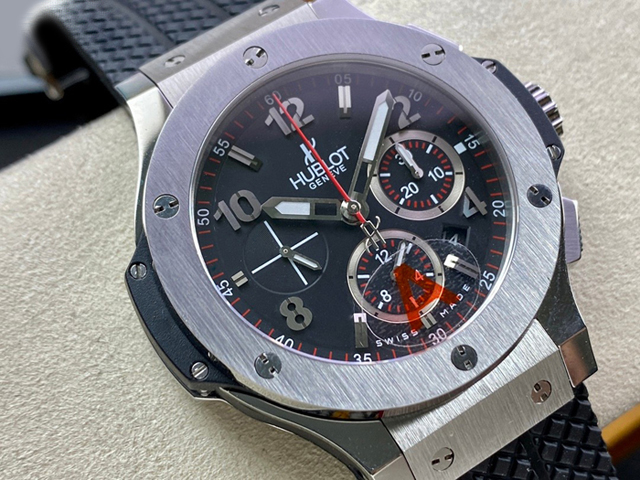【HB工場出品】ウブロ スーパーコピー HUBLOT ビッグバン 301.SX.130.RX ブラック 44mm