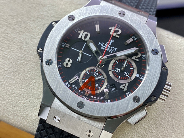 【HB工場出品】ウブロ スーパーコピー HUBLOT ビッグバン 301.SX.130.RX ブラック 44mm