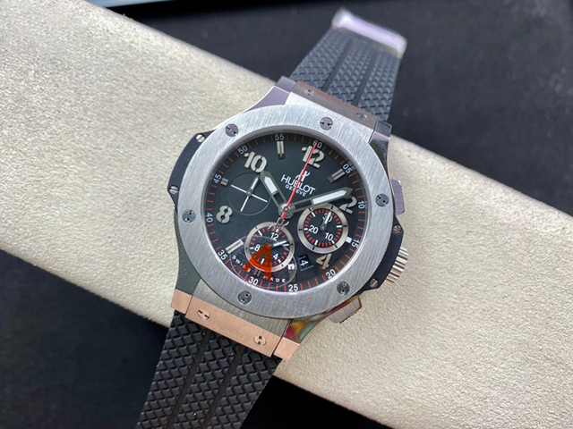 【HB工場出品】ウブロ スーパーコピー HUBLOT ビッグバン 301.SX.130.RX ブラック 44mm
