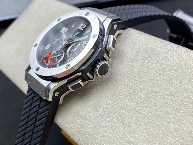 【HB工場出品】ウブロ スーパーコピー HUBLOT ビッグバン 301.SX.130.RX ブラック 44mm