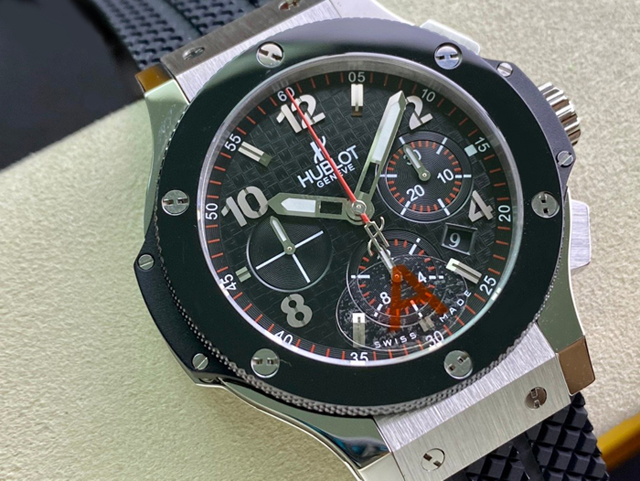 【HB工場出品】ウブロ スーパーコピー HUBLOT ビッグバン 301.SB.131.RX ブラック 44mm