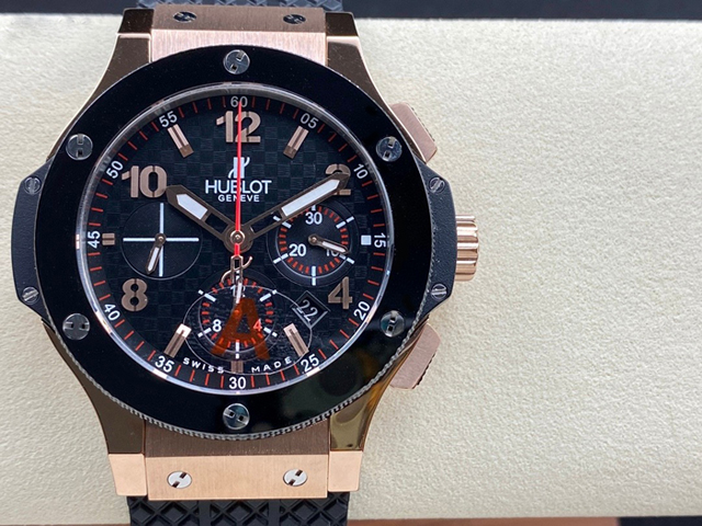 【HB工場出品】ウブロ スーパーコピー HUBLOT ビッグバン 301.PB.131.RX ブラック 44mm