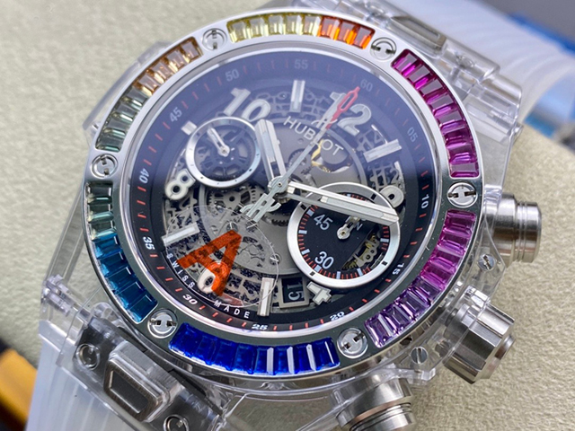 【HB工場出品】ウブロ スーパーコピー HUBLOT ビッグバン 透明な時計 ポルトチェルボ ベゼルダイヤ レインボー 441.JX.4802.RT.4099 42MM