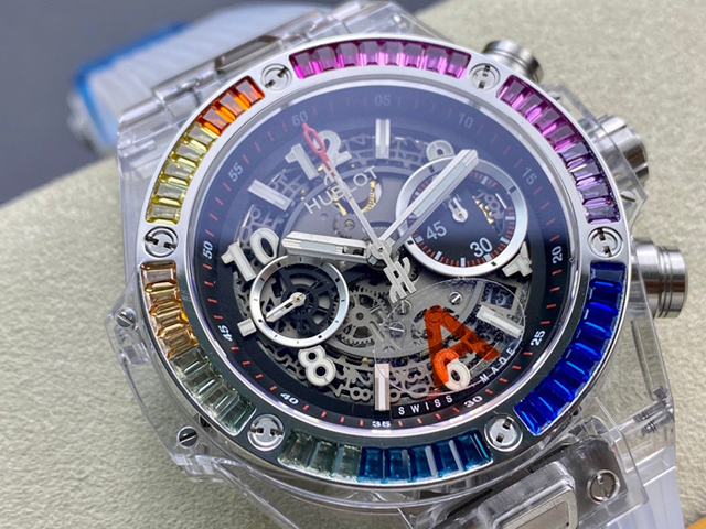 【HB工場出品】ウブロ スーパーコピー HUBLOT ビッグバン 透明な時計 ポルトチェルボ ベゼルダイヤ レインボー 441.JX.4802.RT.4099 42MM