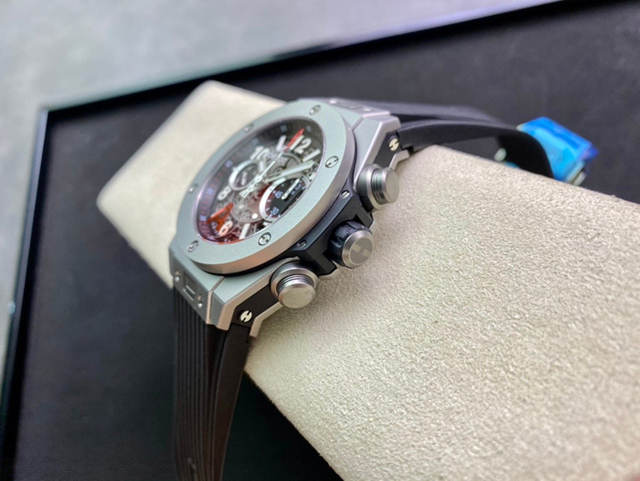 【HB工場出品】ウブロ スーパーコピー HUBLOT ビッグバン ウニコ チタニウム 411.NX.1170.RX グレー 45mm