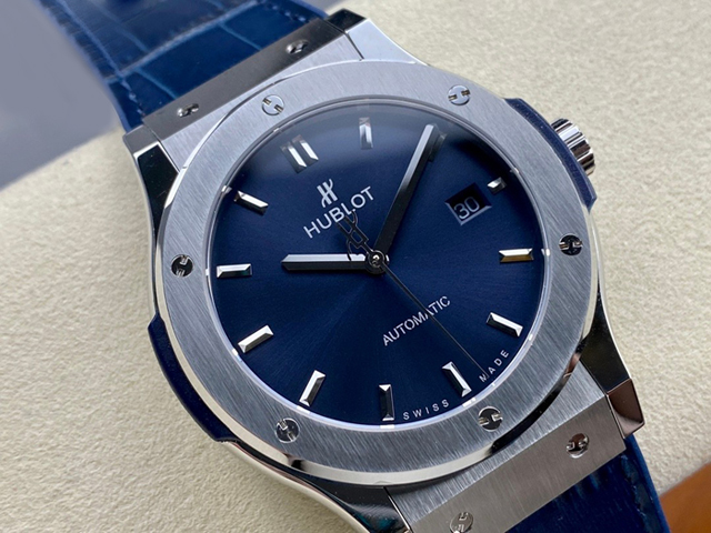 【HB工場出品】ウブロ スーパーコピー HUBLOT クラシックフュージョン チタニウム 542.NX.7170.LR ブルー 42mm