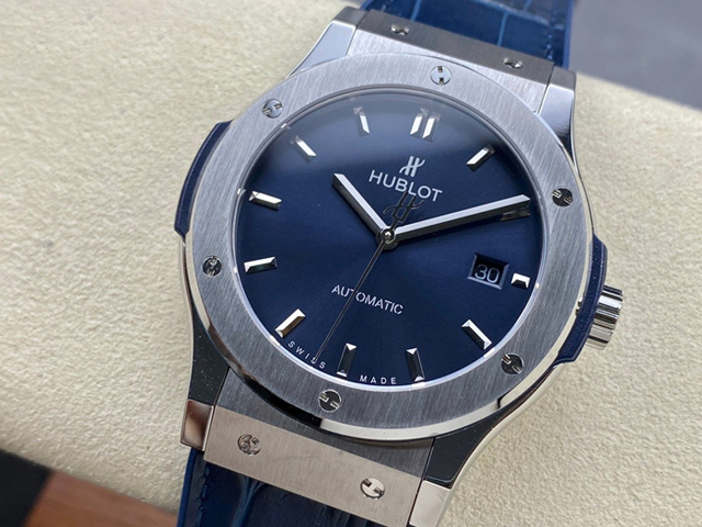 【HB工場出品】ウブロ スーパーコピー HUBLOT クラシックフュージョン チタニウム 542.NX.7170.LR ブルー 42mm