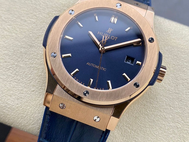【HB工場出品】ウブロ スーパーコピー HUBLOT クラシックフュージョン キングゴールド 542.OX.7180.LR ブルー 42mm