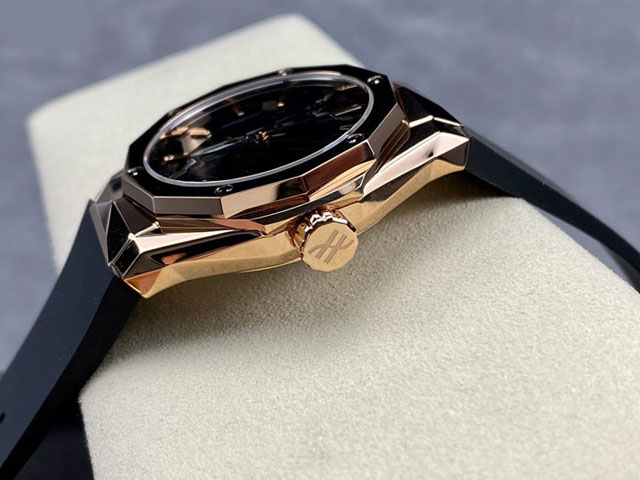 【HB工場出品】ウブロ スーパーコピー HUBLOT クラシック フュージョン オーリンスキー 550.OS.1800.RX.ORL19 ブラック 40MM 