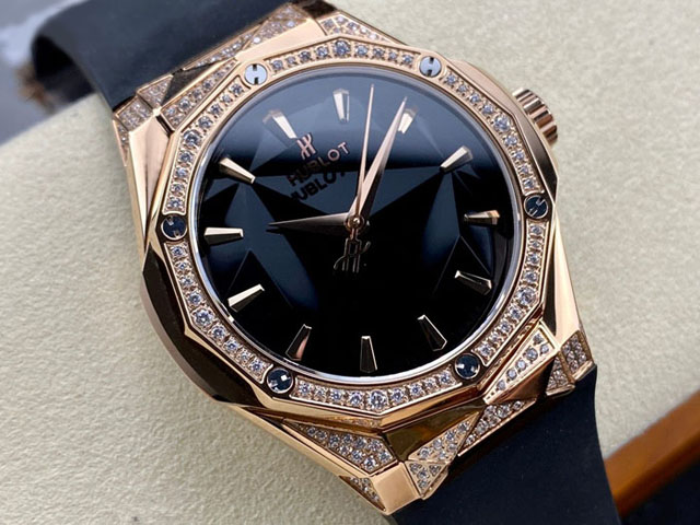 【HB工場出品】ウブロ スーパーコピー HUBLOT クラシック フュージョン オーリンスキー 550.OS.1800.RX.1804.ORL19 ブラック 40MM 