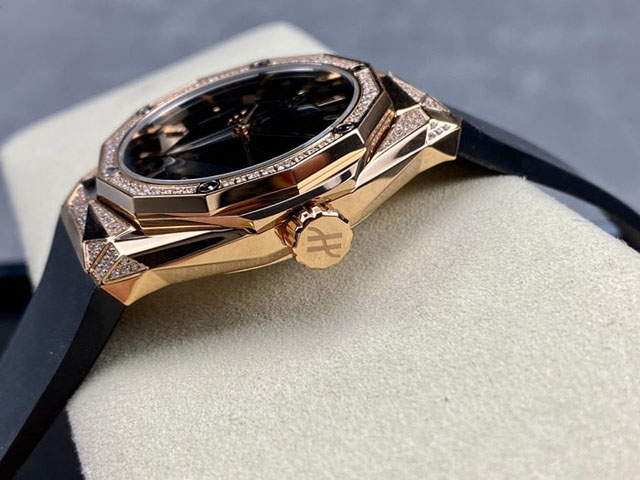 【HB工場出品】ウブロ スーパーコピー HUBLOT クラシック フュージョン オーリンスキー 550.OS.1800.RX.1804.ORL19 ブラック 40MM 