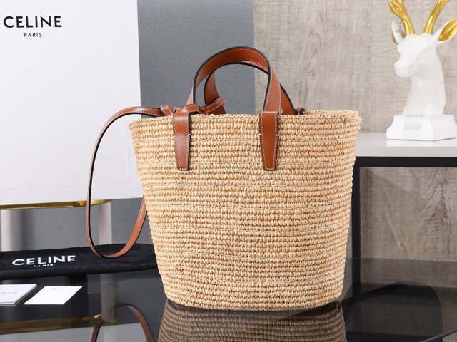 【CELINE】セリーヌ スーパーコピー ティーン サプル CELINE クラシック パニエ / ラフィア＆カーフスキン ショルダーバッグ（115802FF7.04LU）
