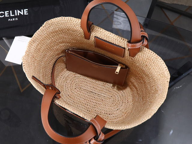 【CELINE】セリーヌ スーパーコピー ティーン サプル CELINE クラシック パニエ / ラフィア＆カーフスキン ショルダーバッグ（115802FF7.04LU）
