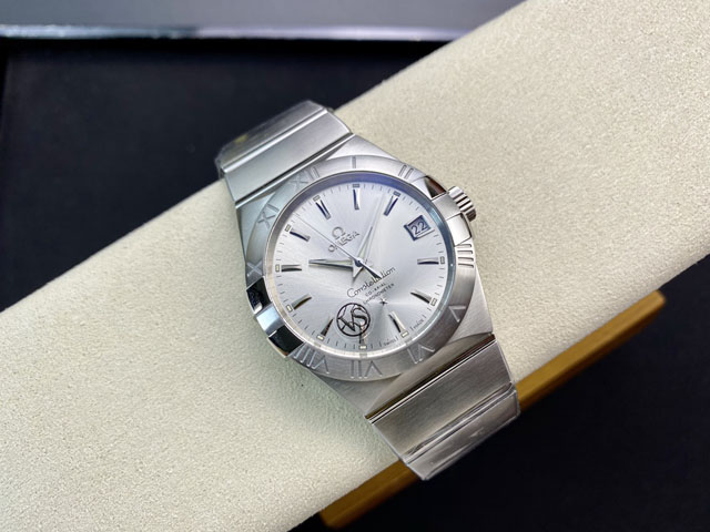 【OMEGA 】オメガ スーパーコピー「コンステレーション」 コーアクシャル マスター クロノメーター 39mm 131.10.39.20.02.001【VS工場出品】