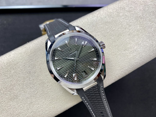 【OMEGA 】オメガ スーパーコピー シーマスター コーアクシャル アクアテラ マスタークロノメーター 15000ガウス 220.10.41.21.10.001 【VS工場出品】