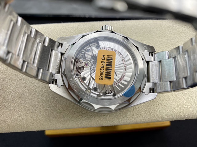 【OMEGA 】オメガ スーパーコピー シーマスターアクアテラGMT ワールドタイマーマスター 220.10.43.22.03.001 【VS工場出品】