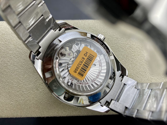 【OMEGA 】オメガ スーパーコピー シーマスター コーアクシャル アクアテラ クロノメーター 15000ガウス (L) 231.10.42.21.01.003【VS工場出品】