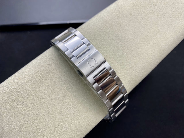 【OMEGA 】オメガ スーパーコピー シーマスター コーアクシャル アクアテラ クロノメーター 15000ガウス(L) 231.10.42.21.01.002【VS工場出品】