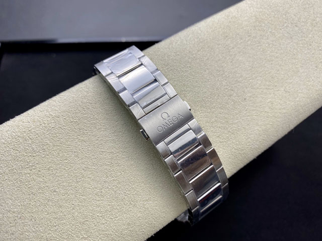 【OMEGA 】オメガ スーパーコピー シーマスター コーアクシャル アクアテラ マスタークロノメーター 15000ガウス 220.10.41.21.02.001【VS工場出品】