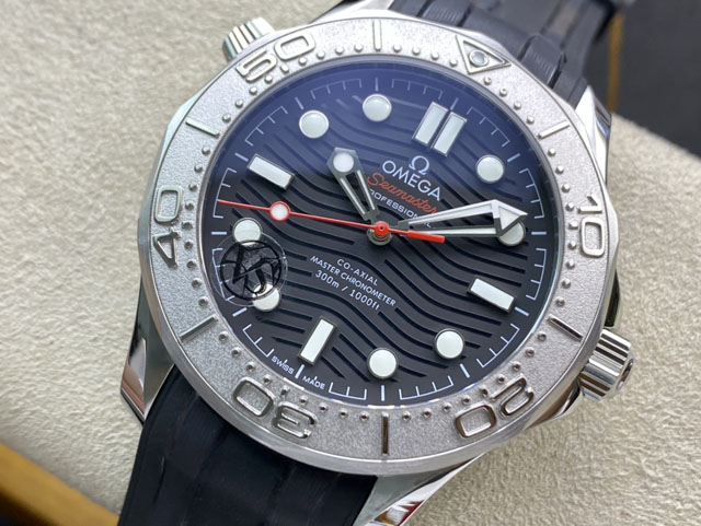 【OMEGA 】オメガ スーパーコピー シーマスター ダイバー300M コーアクシャル マスタークロノメーター NEKTON 210.32.42.20.01.002【VS工場出品】