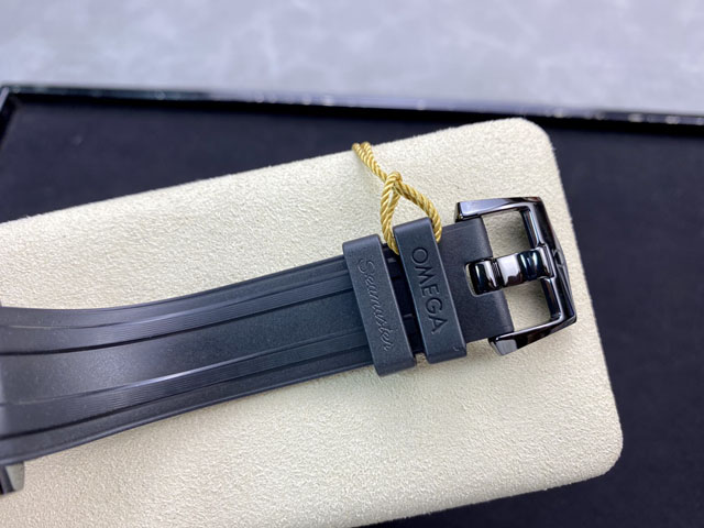 【OMEGA 】オメガ スーパーコピー シーマスター ダイバー300M コーアクシャル マスタークロノメーター 210.92.44.20.01.001【VS工場出品】