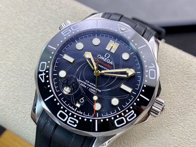 【OMEGA 】オメガ スーパーコピー シーマスター ダイバー300 ジェームズ·ボンド リミテッド エディショ﻿ン007 210.93.42.20.01.001【VS工場出品】