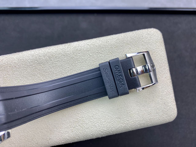 【OMEGA 】オメガ スーパーコピー シーマスター ダイバー300 ジェームズ·ボンド リミテッド エディショ﻿ン007 210.93.42.20.01.001【VS工場出品】