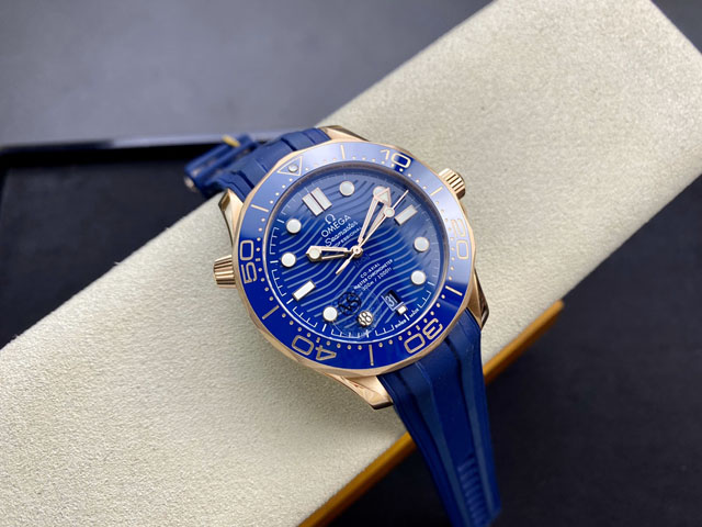 【OMEGA 】オメガ スーパーコピー シーマスター ダイバー 300M コーアクシャル マスター クロノメーター 210.62.42.20.03.001【VS工場出品】