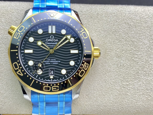 【OMEGA 】オメガ スーパーコピー シーマスター ダイバー300M コーアクシャル マスタークロノメーター 210.20.42.20.01.002【VS工場出品】