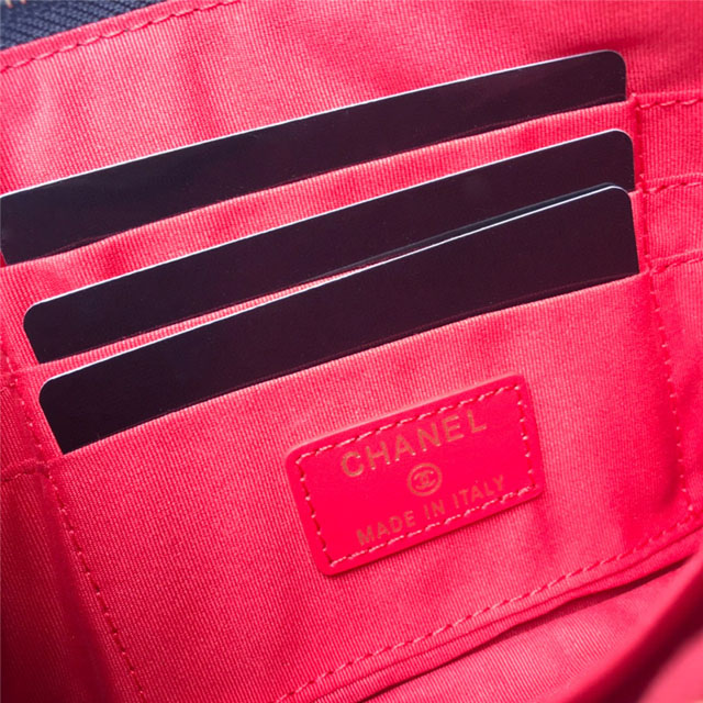 【CHANEL】シャネル 19 スモール ポーチ ブラック スーパーコピー（AP1059 B04852 94305）