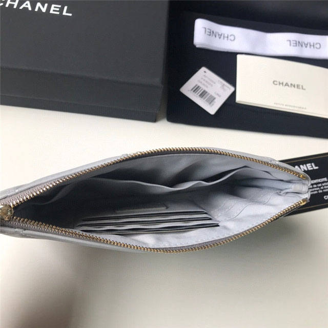  【CHANEL】シャネル 19 スモール ポーチ グレー スーパーコピー（AP1059）