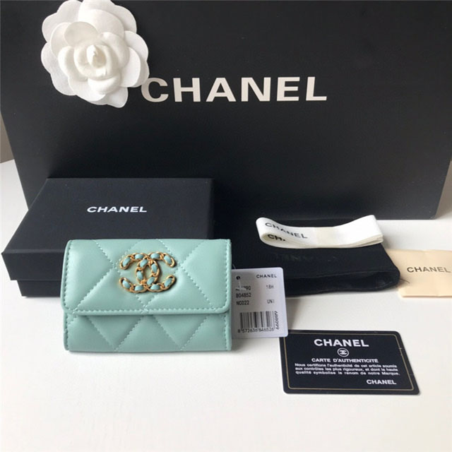【CHANEL】シャネル 19フラップカードケース ブルー スーパーコピー（AP1790）