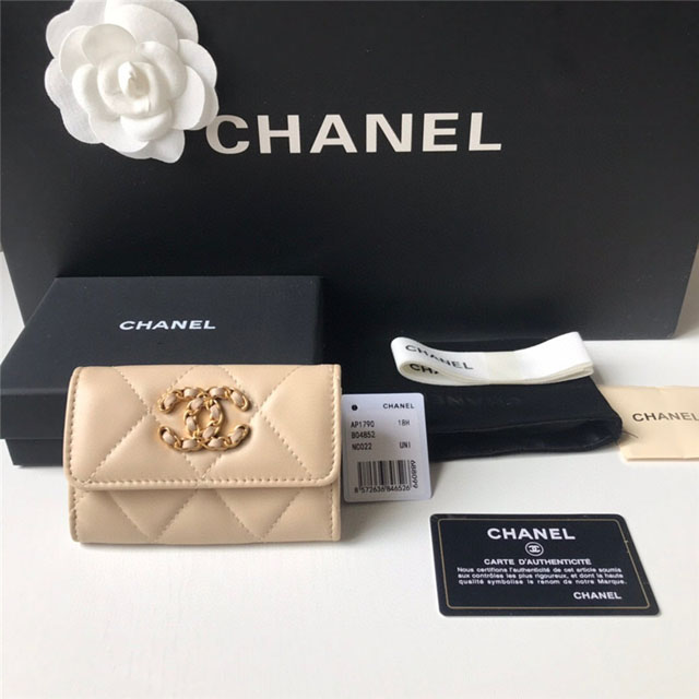  【CHANEL】シャネル 19フラップカードケース ライトイエロー スーパーコピー（AP1790）