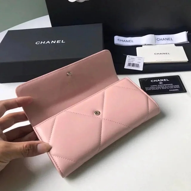 【CHANEL】シャネル 19 ロング フラップ ウォレット ピンク スーパーコピー（AP0955 B04852 NN267）