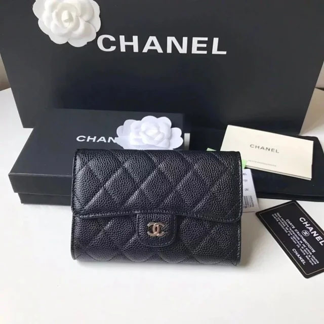 【CHANEL】シャネル 三つ折り ミディアムサイズ 中財布 （ブラック/ボルドー）スーパーコピー（A84341）