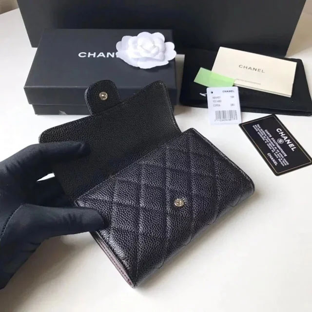 【CHANEL】シャネル 三つ折り ミディアムサイズ 中財布 （ブラック/ボルドー）スーパーコピー（A84341）