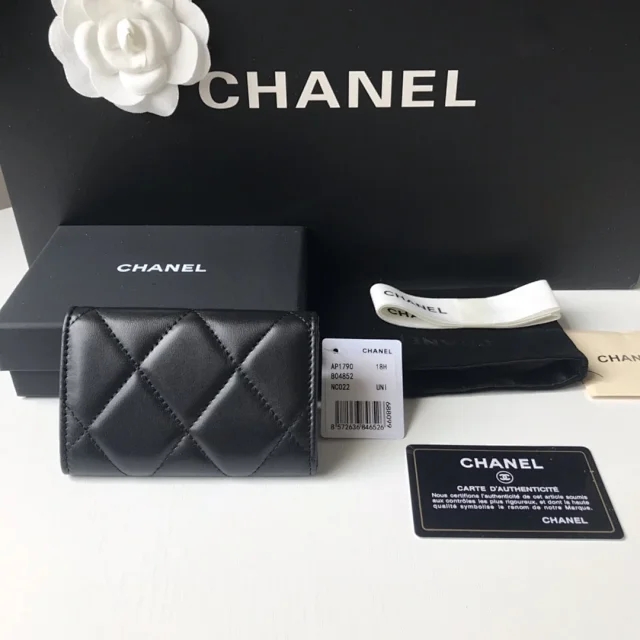 【CHANEL】シャネル 19フラップカードケース ブラック スーパーコピー（AP1790 B04852 94305）