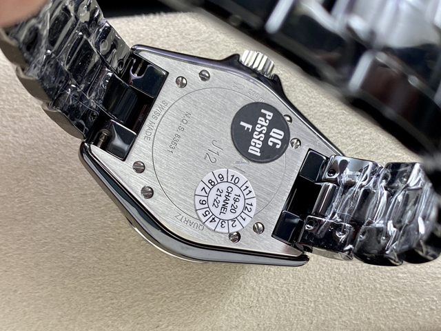 【CHANEL】シャネル スーパーコピー CHANEL J12 H5513 シェル/MOP ピンク マザー オブ パール 33MM【EAST工場出品】