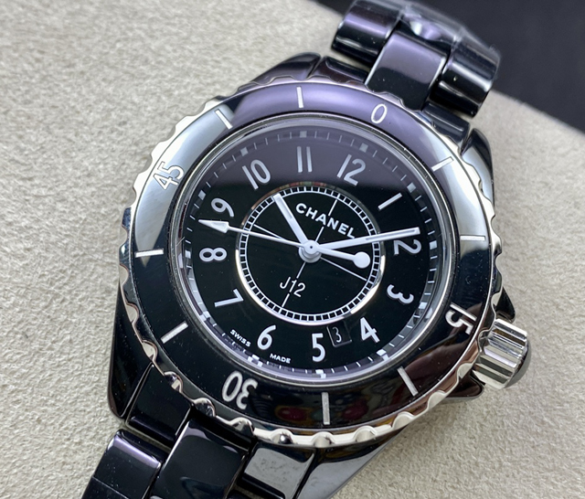 【CHANEL】シャネル スーパーコピー CHANEL J12 H0682 ブラック セラミック 33MM【EAST工場出品】
