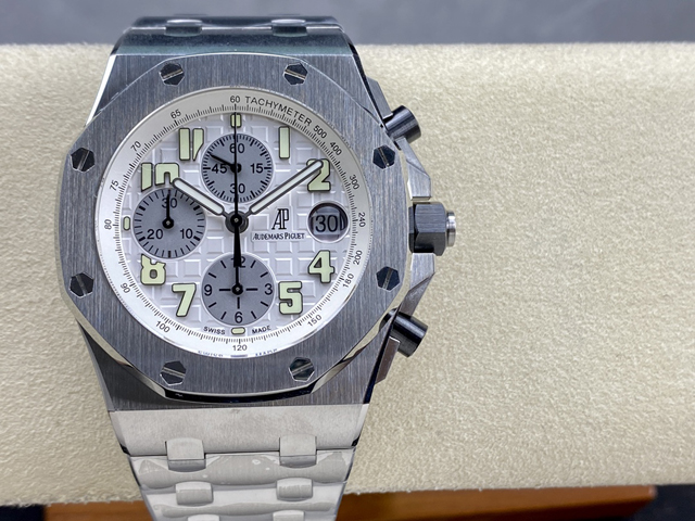【AUDEMARS PIGUET】オーデマ・ピゲ スーパーコピー ロイヤルオーク オフショア クロノグラフ ホワイトパンダプレート 42MM 25721ST.OO.1000ST.07.A【APF工場出品】
