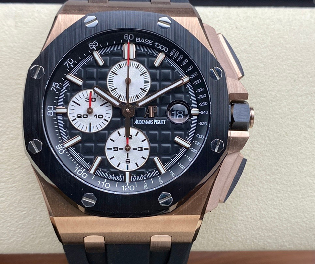 【AUDEMARS PIGUET】オーデマ・ピゲ スーパーコピー ロイヤルオーク オフショアクロノ ブラック 44MM 26401RO.OO.A002CA.01【APF工場出品】
