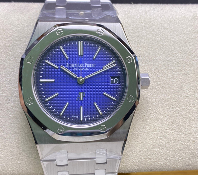 【AUDEMARS PIGUET】オーデマ・ピゲ スーパーコピー ロイヤルオーク エクストラシン ブルー 39MM 15202IP.OO.1240IP.01【ZF工場出品】