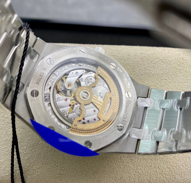 【AUDEMARS PIGUET】オーデマ・ピゲ スーパーコピー ロイヤルオーク エクストラフラット 40周年記念モデル ネイビーブルー 39mm  15202ST.OO.1240ST.01【ZF工場出品】