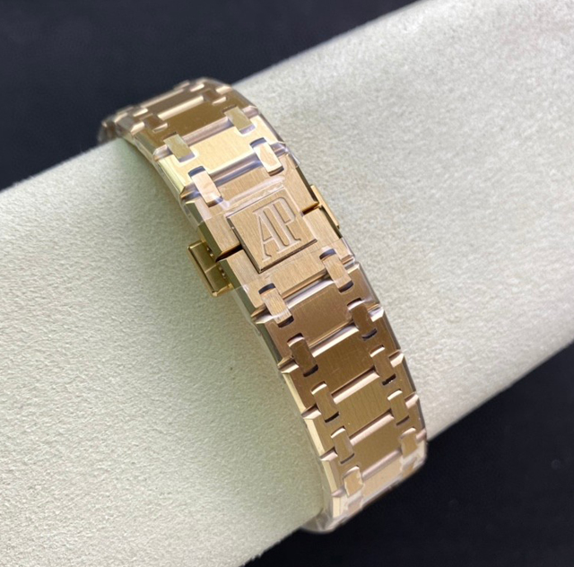 【AUDEMARS PIGUET】オーデマ・ピゲ スーパーコピー ロイヤルオーク エクストラシン ネイビーブルー 39MM 15202OR.OO.1240OR.01【ZF工場出品】