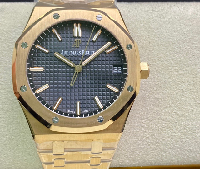 【AUDEMARS PIGUET】オーデマ・ピゲ スーパーコピー ロイヤルオーク ブラック 41MM 15500OR.OO.1220OR.01【ZF工場出品】