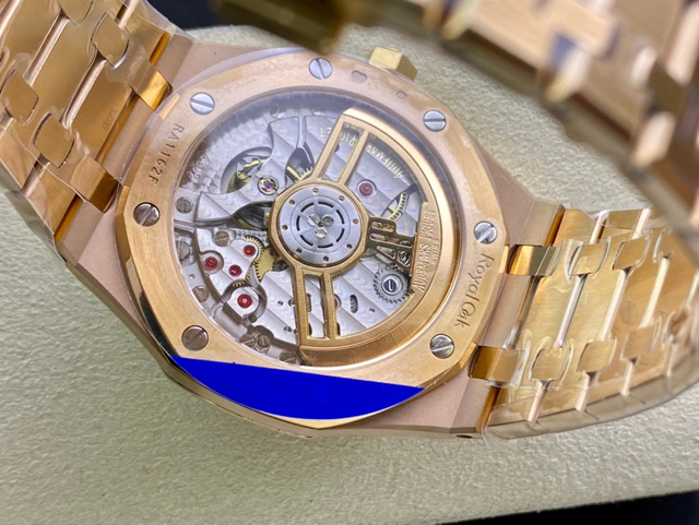 【AUDEMARS PIGUET】オーデマ・ピゲ スーパーコピー ロイヤルオーク ブラック 41MM 15500OR.OO.1220OR.01【ZF工場出品】