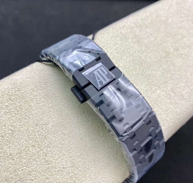 【AUDEMARS PIGUET】オーデマ・ピゲ スーパーコピー ロイヤルオーク DLC ネイビーブルー 41MM 15400【ZF工場出品】