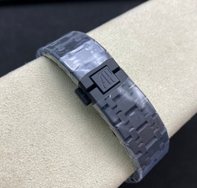 【AUDEMARS PIGUET】オーデマ・ピゲ スーパーコピー ロイヤルオーク DLC シルバーホワイト 41MM 15400【ZF工場出品】