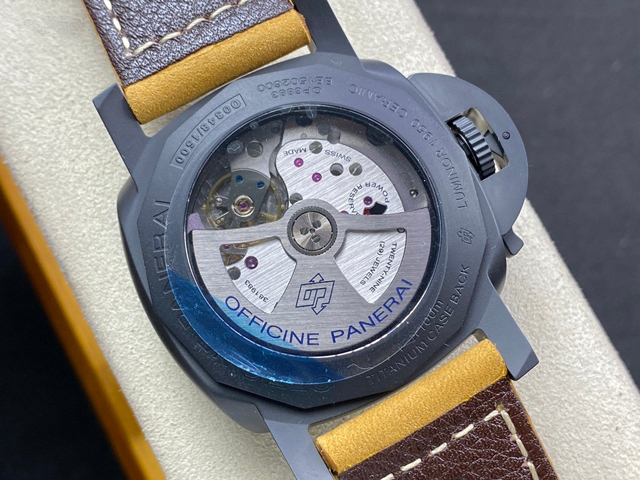 【OFFICINE PANERAI】パネライ スーパーコピー ルミノール 1950 3デイズ GMT オートマチック PAM00441 44mm【VS工場出品】
